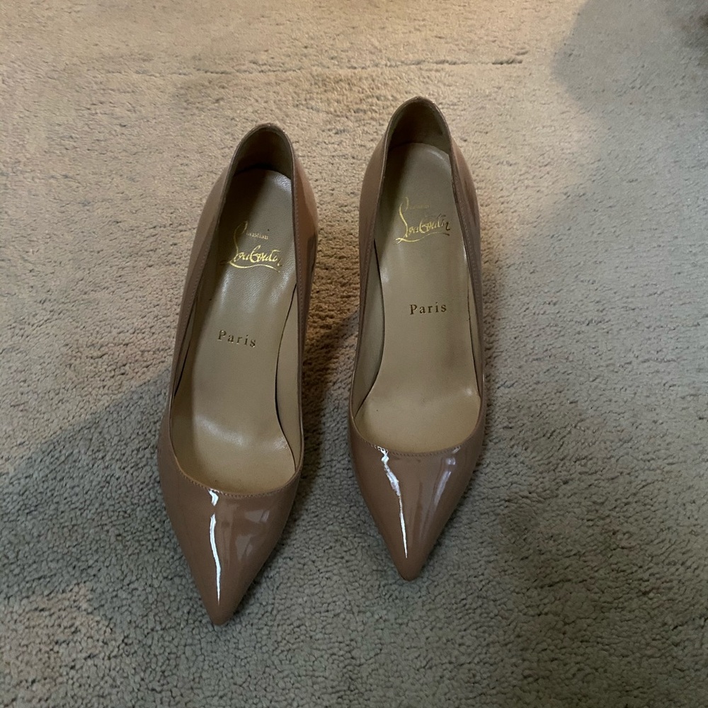 Preowned Christian  Louboutin shoes size 36